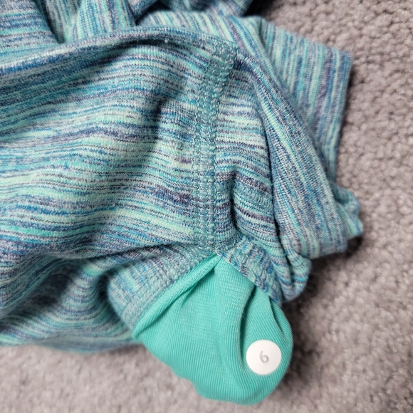 lululemon athletica Heathered Aqua High-Rise Leggings - Picture 4 of 5